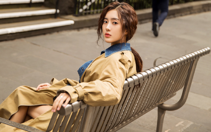 中国经济“期中成绩单”释放三大信号